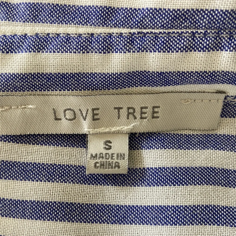 Love Tree Blue & White Stripe Button Down Blouse Size S NWOT - Picture 6 of 13